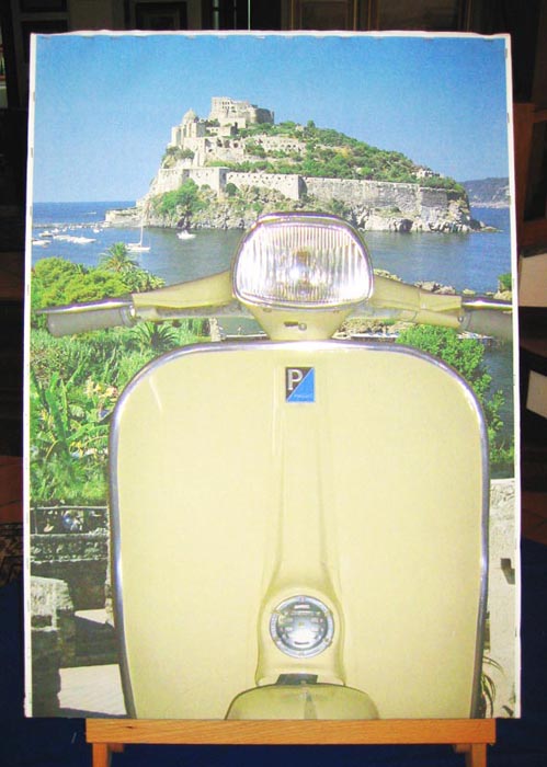 11080415-BlueChip-VespaGL-Ischia-avorio-50x70H